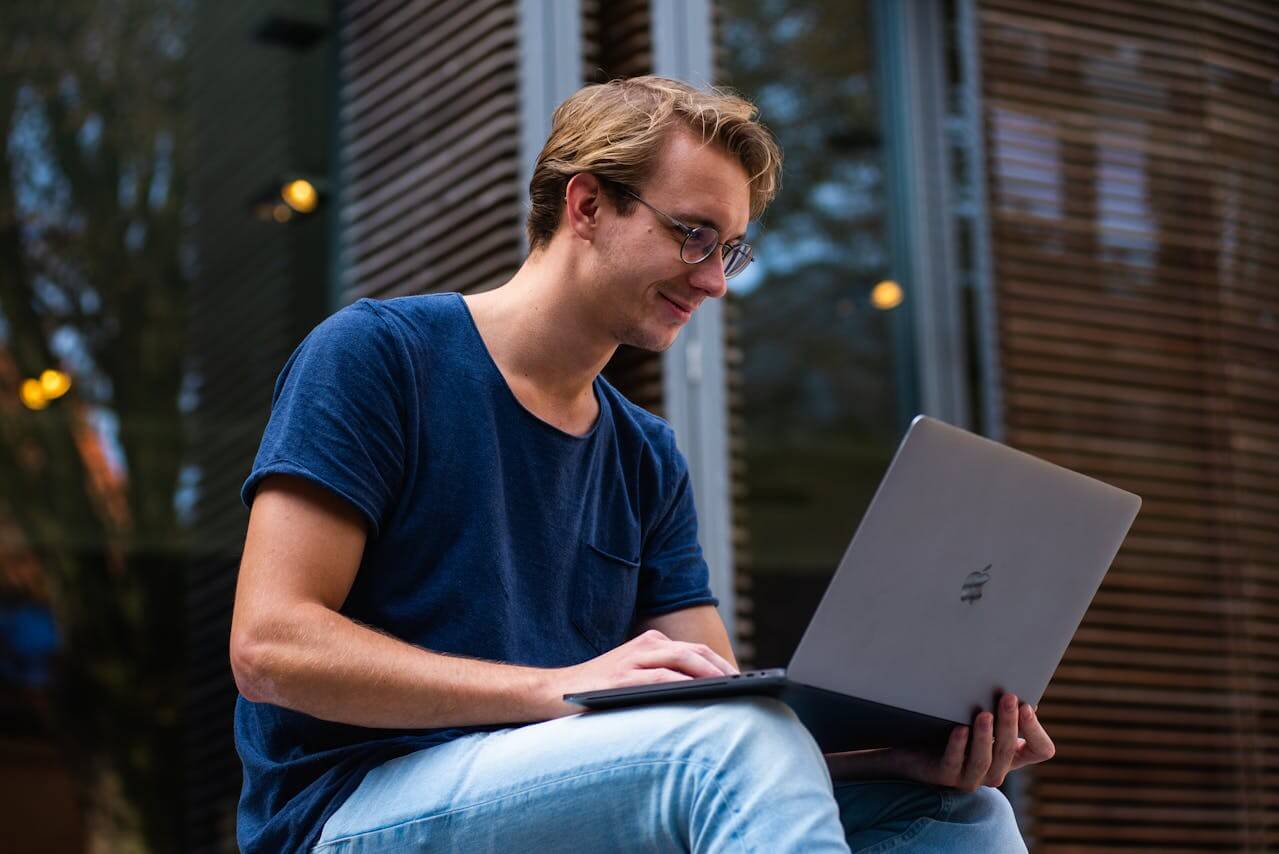 man-laptop Man on laptop
